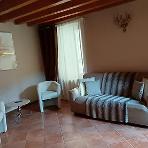 https://luxury-suite-sirmione.it-lombardy.com