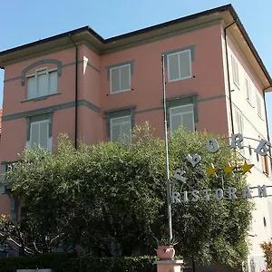 hotel-villa-flores.it-tuscanyhotel.com/